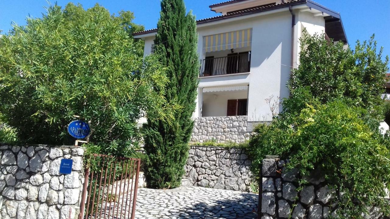 Apartments 4U Омишаль Экстерьер фото